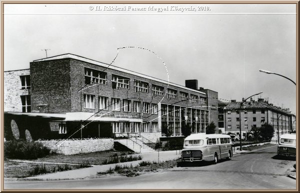 kazincbarcika_irinyi_janos_vegyipari_technikum_3.jpg