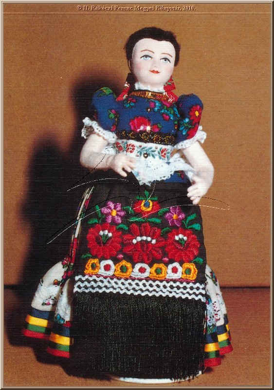 mezokovesd_matyo_lakodalmas_leanycimbora_pantlikas_hajjal.jpg
