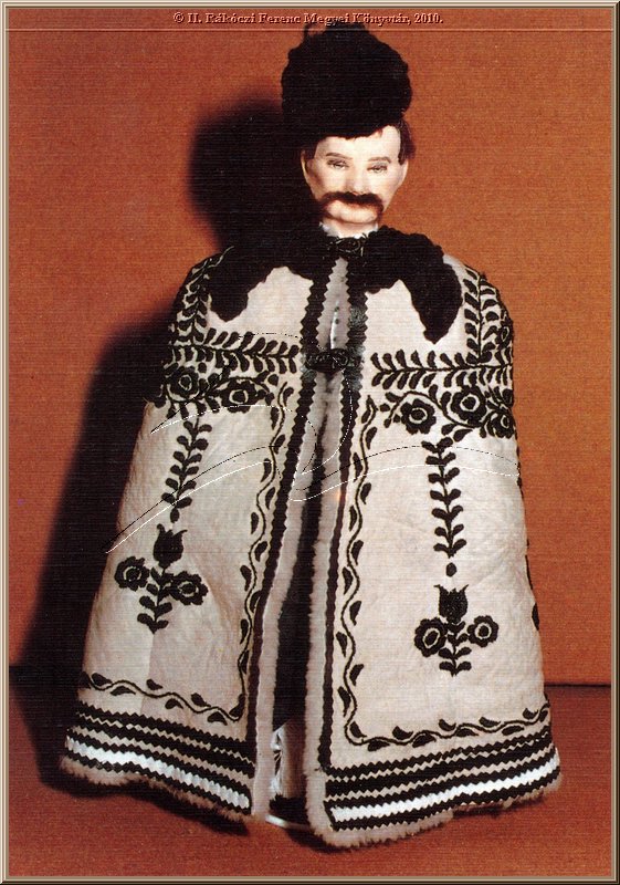 mezokovesd_matyo_lakodalmas_oromapa_vaganyos_kalappal.jpg