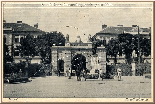 miskolc_rudolf_laktanya.jpg