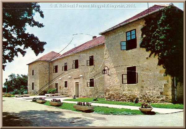 sarospatak_leporello_borostyan_fogado.jpg