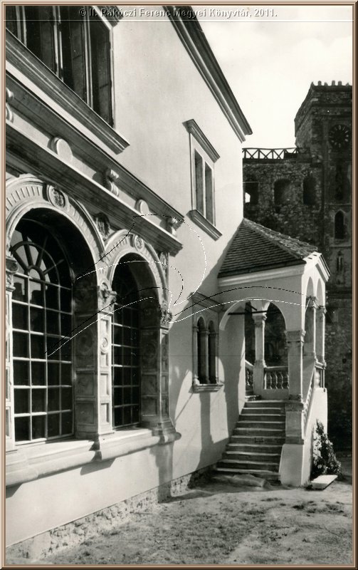 sarospatak_rakoczi_muzeum_var_perenyi_szarny_voros_torony.jpg