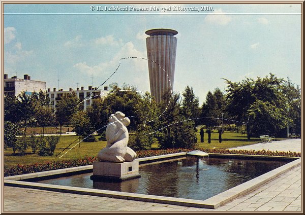 leninvaros_varosi_park_az_oleles_c_szoborral_sz.jpg
