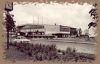 leninvaros_derkovits_gyula_muvelodesi_kozpont.jpg